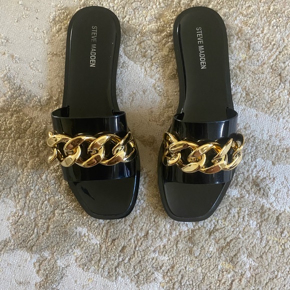Steve Madden Black and Gold Sandals - Picture 3 of 4